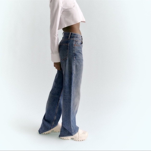Zara Boogie Low Rise Loose Jeans - Picture 5 of 7